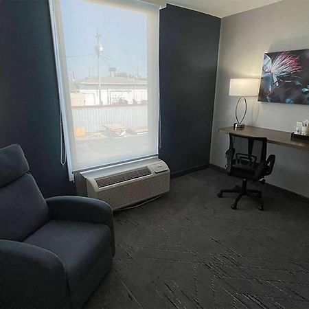 Days Inn & Suites By Wyndham Springfield Oh Dış mekan fotoğraf