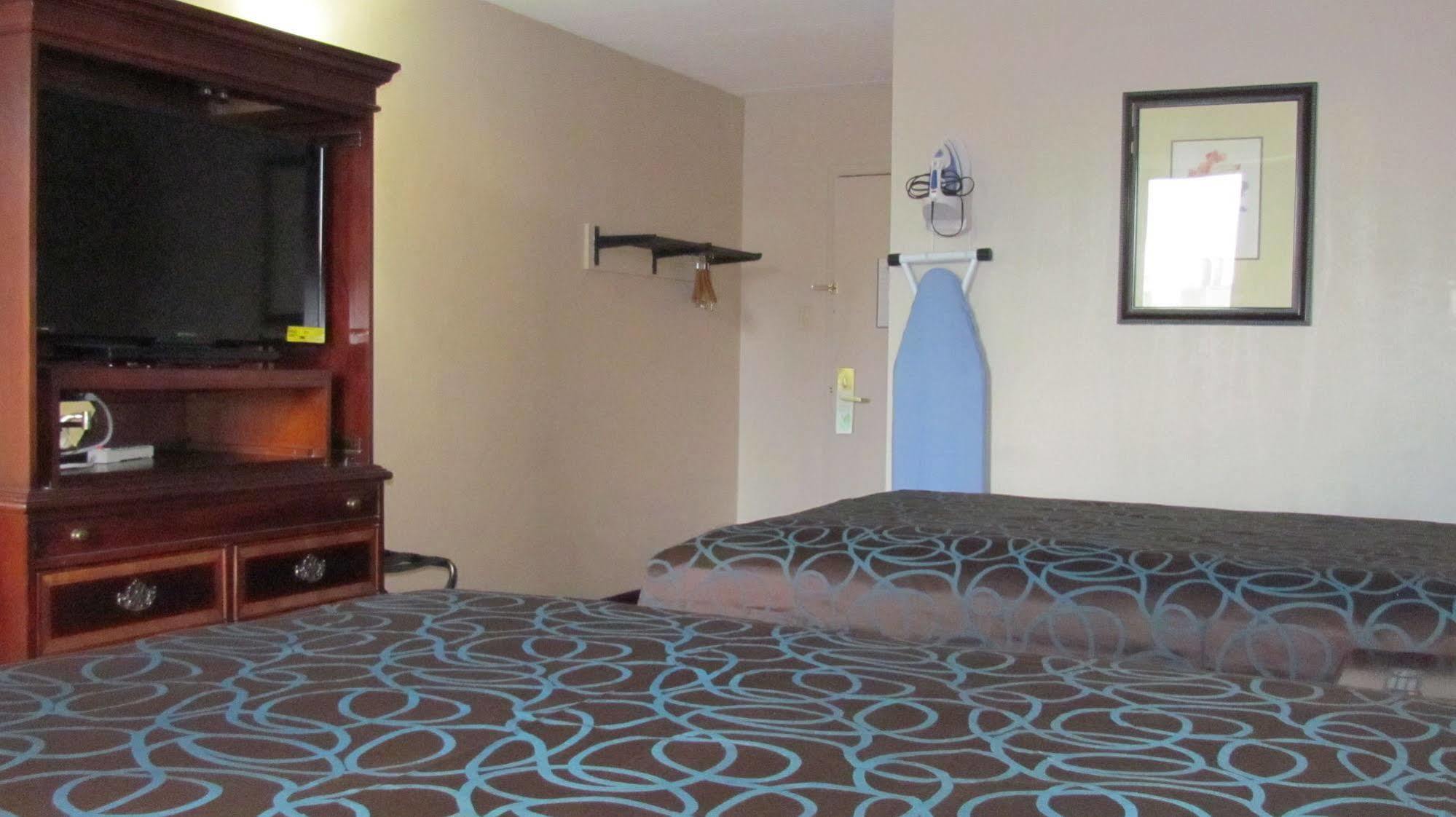 Days Inn & Suites By Wyndham Springfield Oh Dış mekan fotoğraf