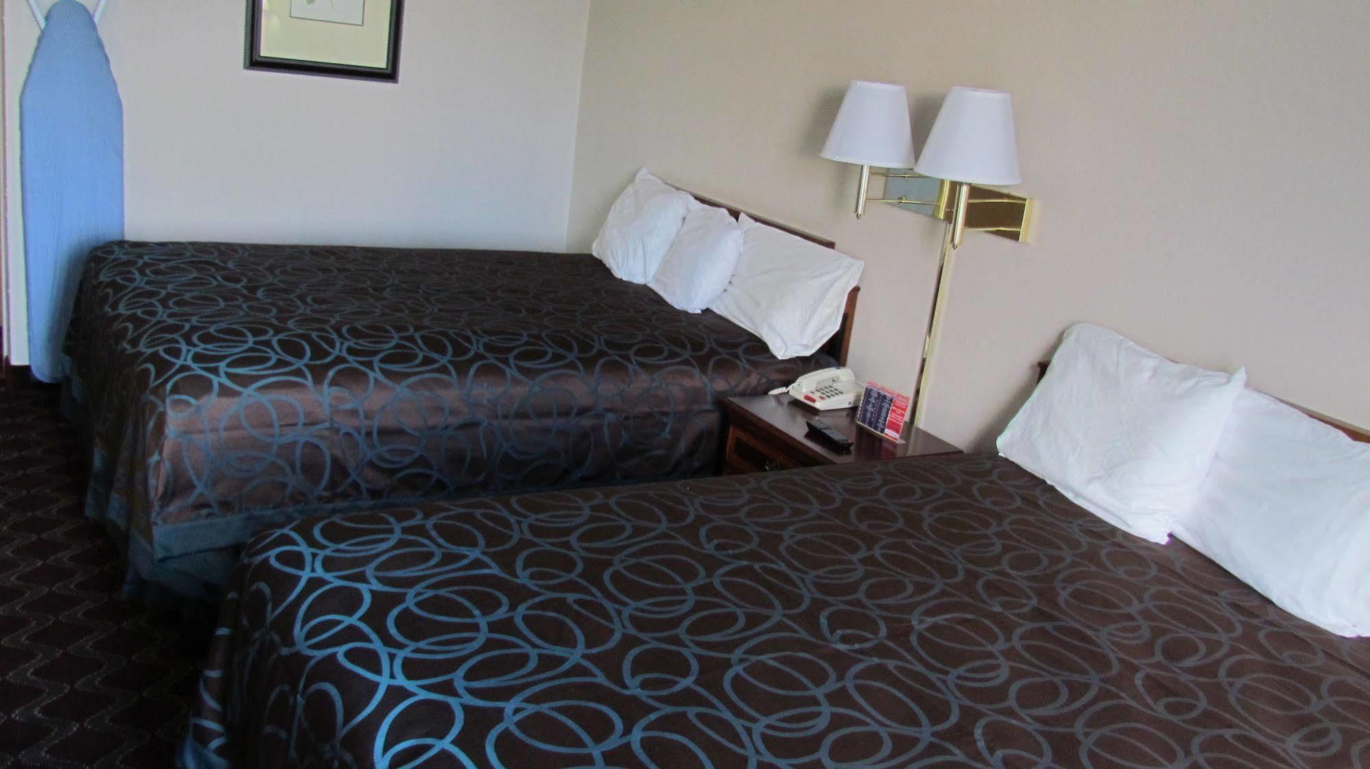 Days Inn & Suites By Wyndham Springfield Oh Dış mekan fotoğraf